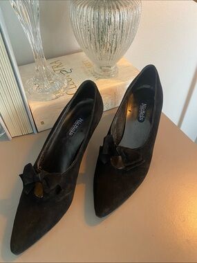 Nickels Black Suede Pointed Heels with Bow Accent